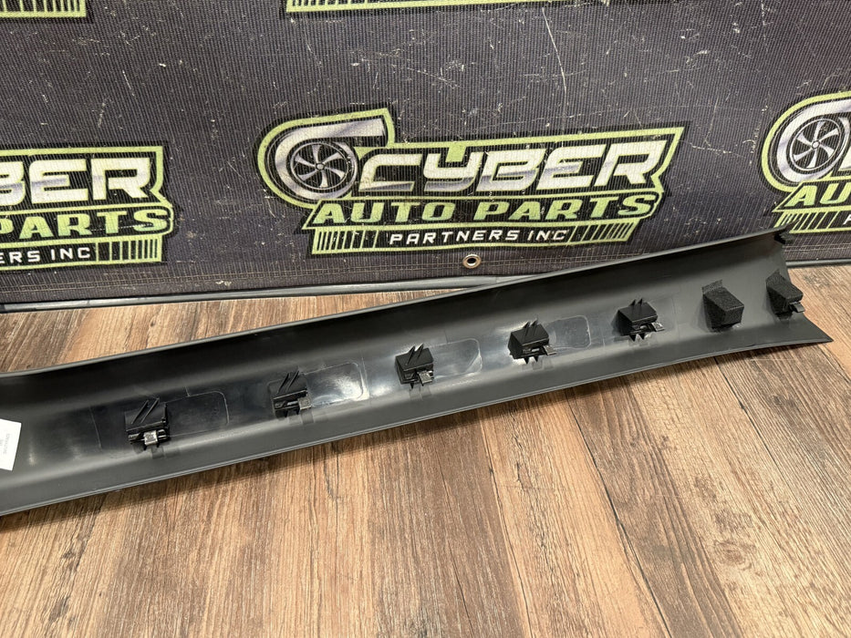 2021 AUDI R8 DRIVER LEFT LOWER A PILLAR TRIM PANEL OEM *SLIGHT HEAT WEAR #8*