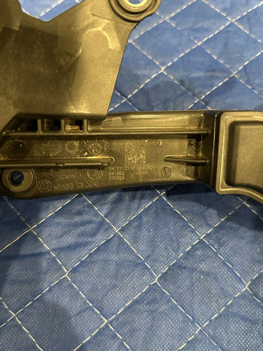 2024 BMW M3 M4 G80 G82 RED POSITIVE BATTERY TERMINAL OEM 6842529