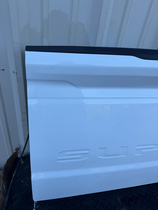 2023-2025 FORD F250 F350 FORD WHITE TAILGATE OEM *MINOR FLAWS 3,7*