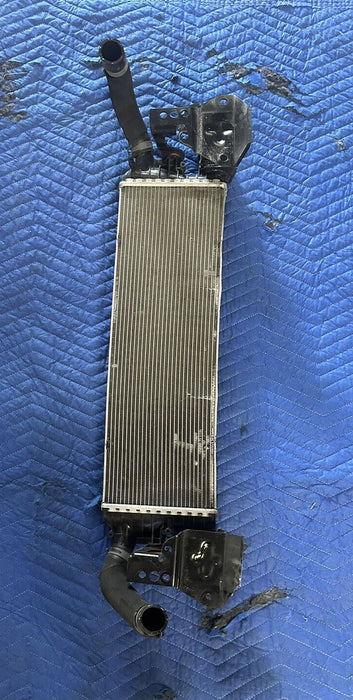 2017 AUDI R8 V10 FRONT CENTER RADIATOR ASSEMBLY 4S0121254B ~MINOR FLAW~