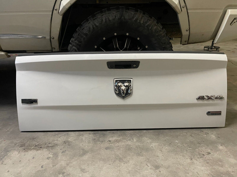 2012 DODGE RAM 3500 LARAMIE 4X4 TAILGATE OEM BRIGHT WHITE (PW7) *BENT*