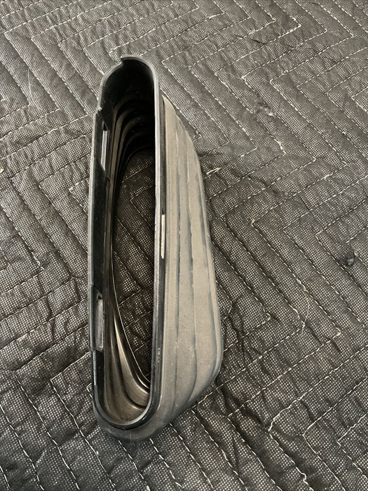 2019 MERCEDES E63S AMG OEM AIR DUCT ACCORDION HOSE 177-090-31-82 1770903182