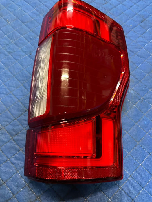 2020 2021 2022 FORD F250 F350 F450 PASSENGER RIGHT LED BLISS TAILLIGHT OEM