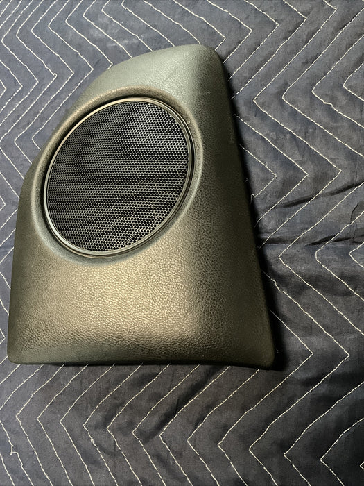 2013-2019 SUBARU BRZ OEM KNEE PAD SPEAKER COVER 94257CA000
