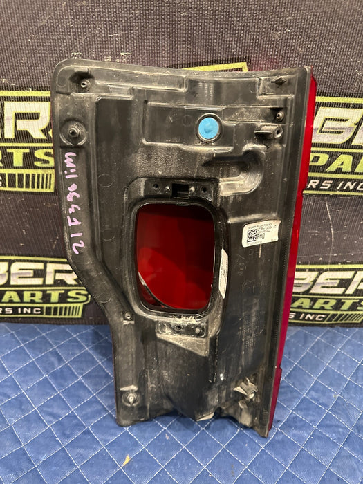 2020-2022 FORD F250 F350 F450 PASSENGER RIGHT LED TAIL LIGHT OEM *MINOR SCUFF*