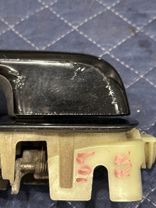 2017-2019 FORD F250 F350 F450 REAR RIGHT DOOR HANDLE OEM BLACK PEARL G1 *FLAW*