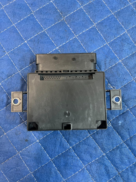 2015 MERCEDES-BENZ C63S AMG OEM ELECTRIC PARKING BRAKE CONTROL MODULE 2229005210