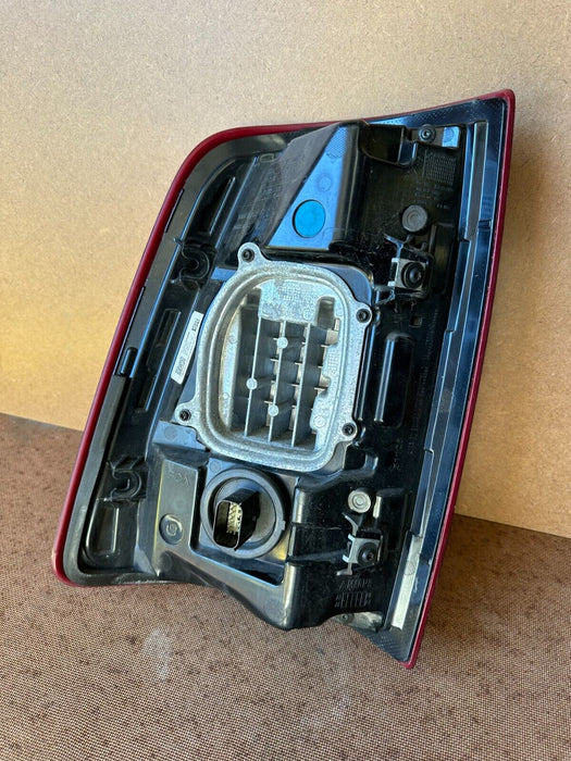 2019-2022 RAM 2500 3500 PASSENGER RIGHT TAIL LIGHT LED W/ BLIND SPOT 68446838AE