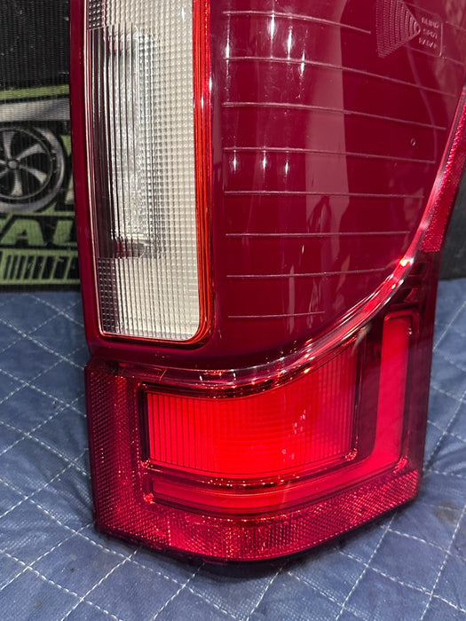 2020 2021 2022 FORD F250 F350 F450 LED TAIL LIGHT PAIR LEFT RIGHT W/ BLIND SPOT
