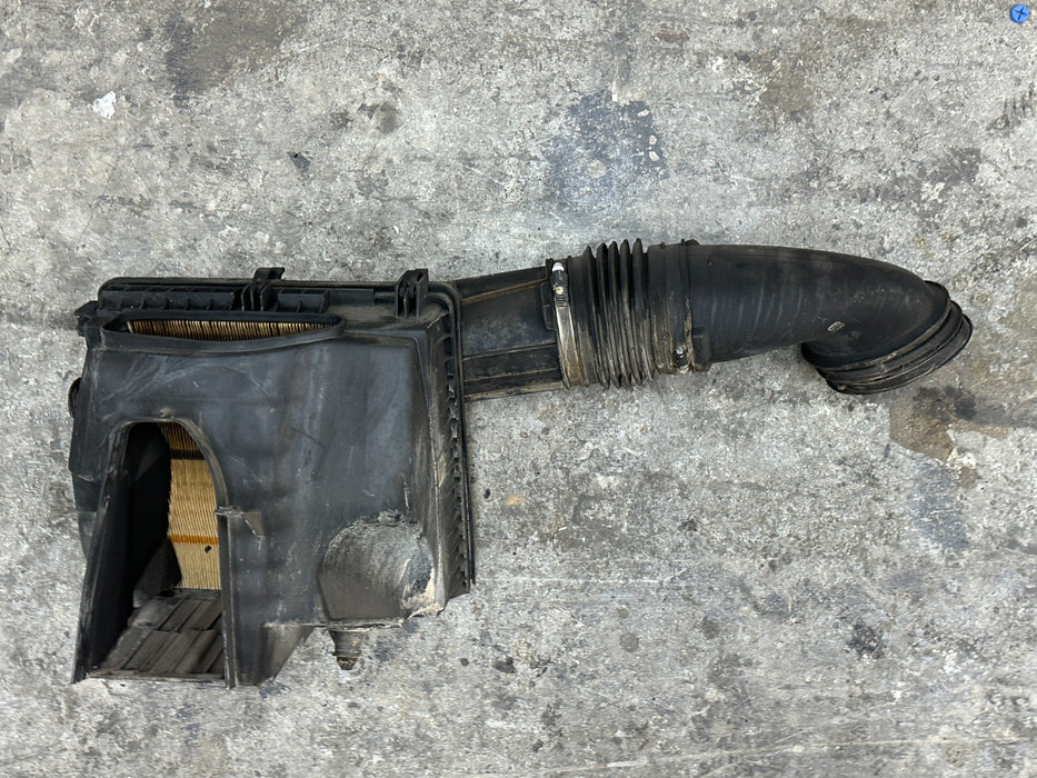 2020-2022 FORD F250 F350 F450 ENGINE AIR CLEANER INTAKE COMPLETE OEM DIESEL