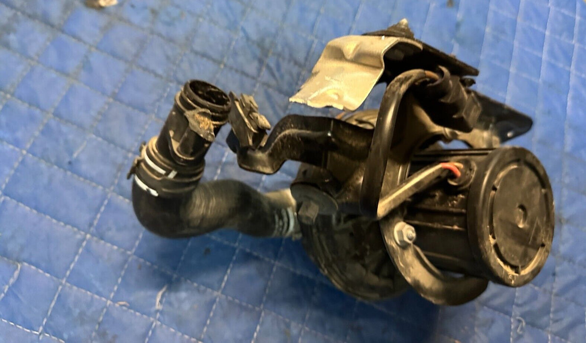 2018 AUDI R8 RIGHT SECONDARY AIR INJECTION PUMP OEM 4S0 906 601 B ~READ!!~