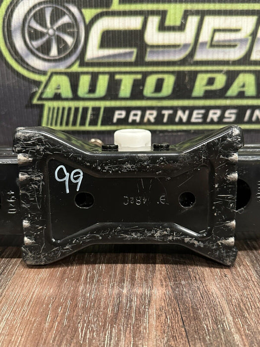 2021 AUDI R8 SPART TIRE JACK W CARRIER OEM 4S0 011 031 / 4S0 011 031 B