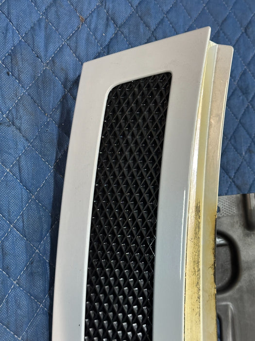 2008-2015 AUDI R8 V10 COUPE REAR SPOILER WING ASSEMBLY WHITE ~MINOR COSMETIC~