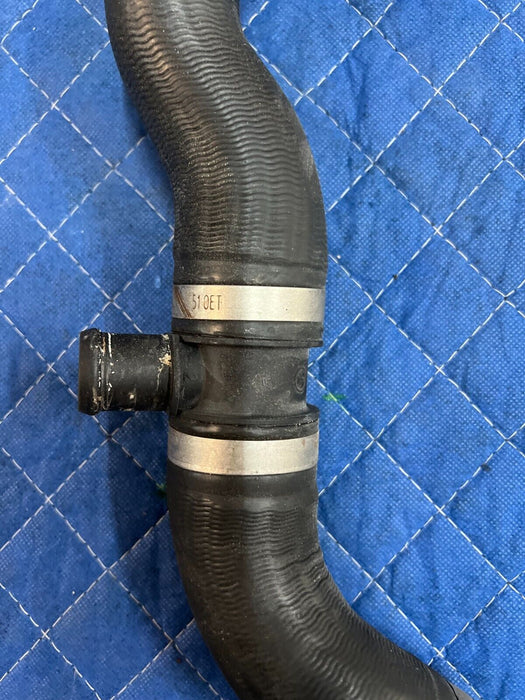 2015 MERCEDES C63S AMG ENGINE RADIATOR COOLANT HOSE 2055018982 205 501 89 82