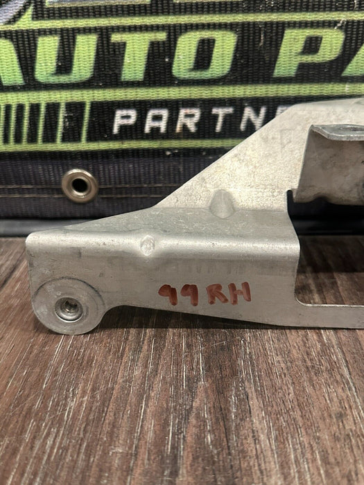 2021 AUDI R8 REAR RIGHT AIR BOX MOUNTING BRACKET OEM 4S0 813 546 C