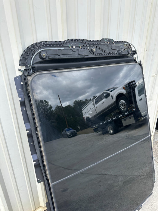 2020 2021 2022 FORD F250 F350 F450 PLATINUM TWIN PANEL MOONROOF ASSEMBLY COMPLET