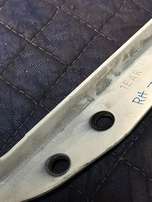 2016 NISSAN 370Z RIGHT PASSENGER HOOD HINGE OEM