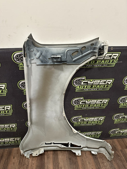 2023 2024 FORD F250 F350 FRONT LEFT FENDER OEM STAR WHITE (AZ) *DENTS*