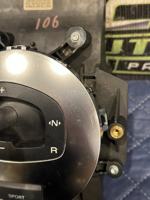 2014 AUDI R8 V10 AUTOMATIC TRANSMISSION GEAR SHIFTER ASSEMBLY OEM 420 713 041 E