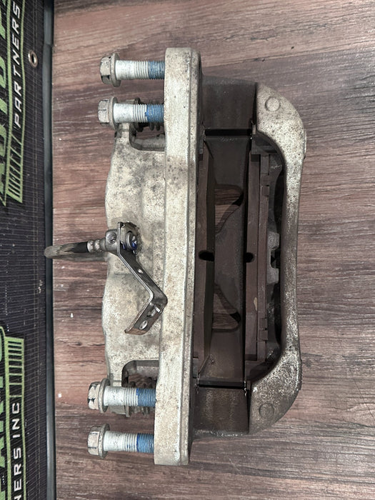 2018 2022 FORD F450 REAR LEFT DRIVER  BRAKE CALIPER OEM