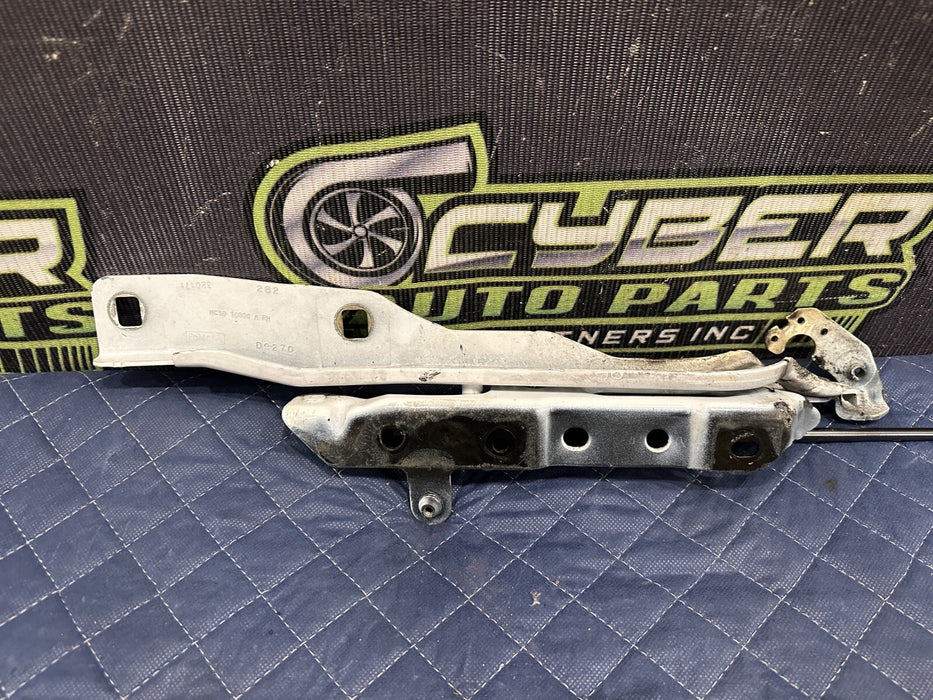2017-2022 FORD F350 F450 SUPERDUTY RIGHT PASSENGER HOOD HINGE OEM HC3B 16800 A