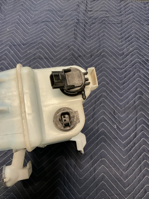 2016-2019 NISSAN TITAN XD 5.0 CUMMINS DIESEL WINDSHIELD WASHER TANK OEM