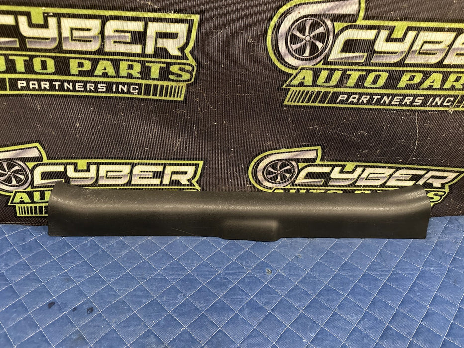 2010 NISSAN 370Z RIGHT PASSENGER DOOR SCUFF PLATE TRIM OEM 769B5 1EA0A ~WEAR~