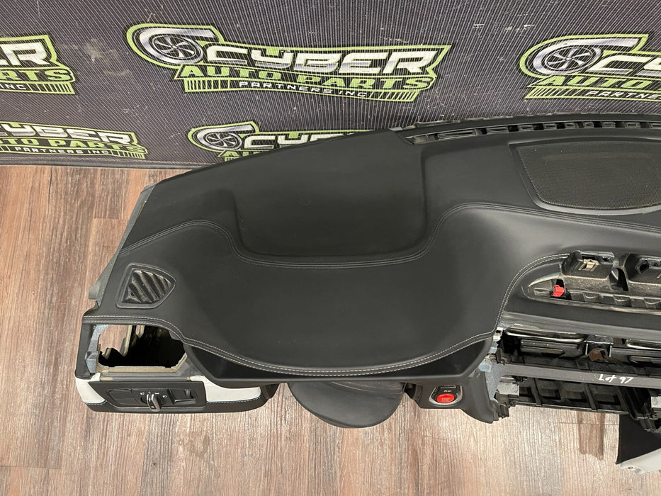 2020 BMW M4 F82 DASH DASHBOARD PANEL W/ BAG OEM *MINOR FLAW/READ*