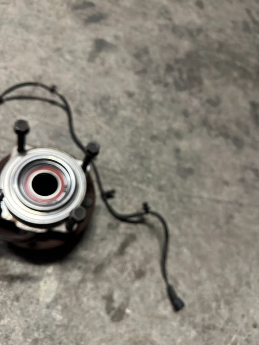 2022 FORD F250 F350 FRONT PASSENGER RIGHT AUTO LOCK WHEEL HUB ASSEMBLY 40K OEM