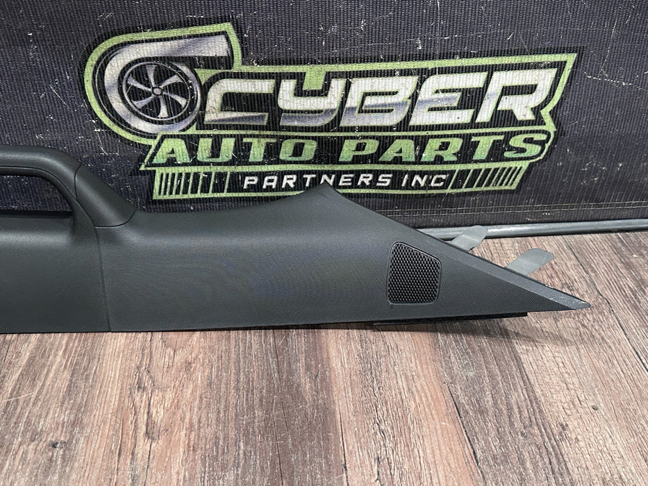 2017-19 FORD F250 F350 F450 PLATINUM FRONT RIGHT A PILLAR TRIM OEM *MINOR WEAR