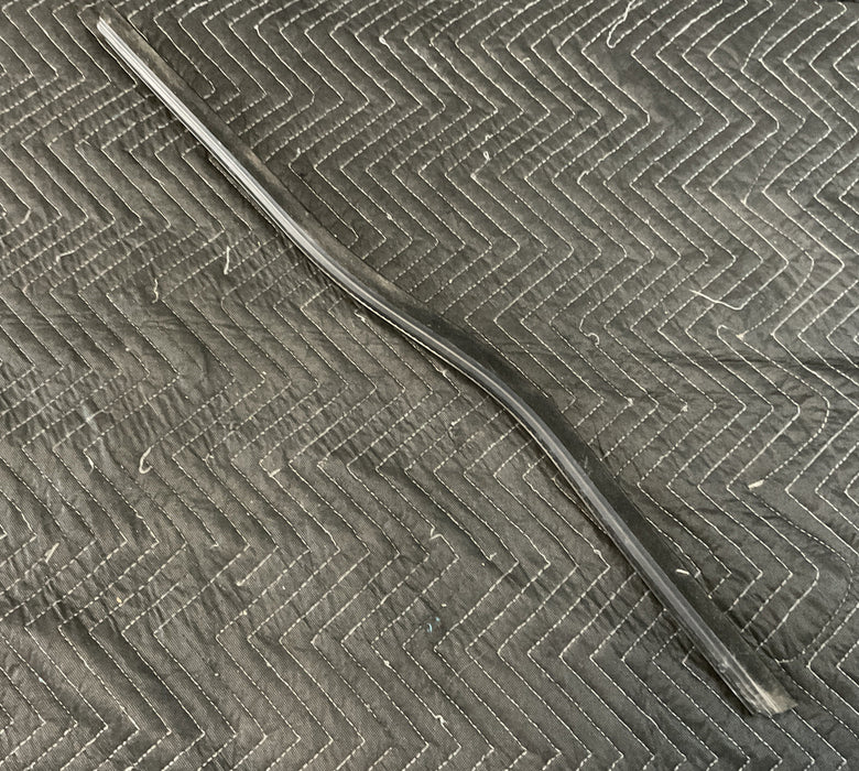 2017-2022 FORD F250 F350 F450 FRONT LEFT OUTER DOOR BELT WEATHERSTRIP OEM