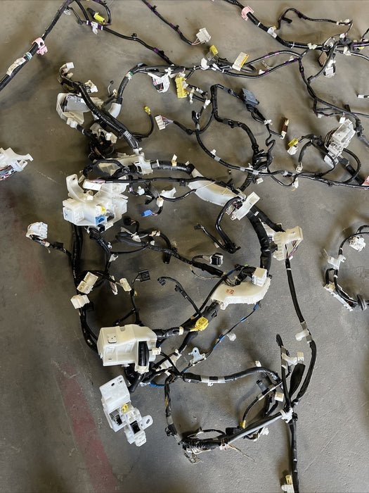 2014 TOYOTA PRIUS V BASE CHASSIS MAIN BODY FLOOR HARNESS OEM