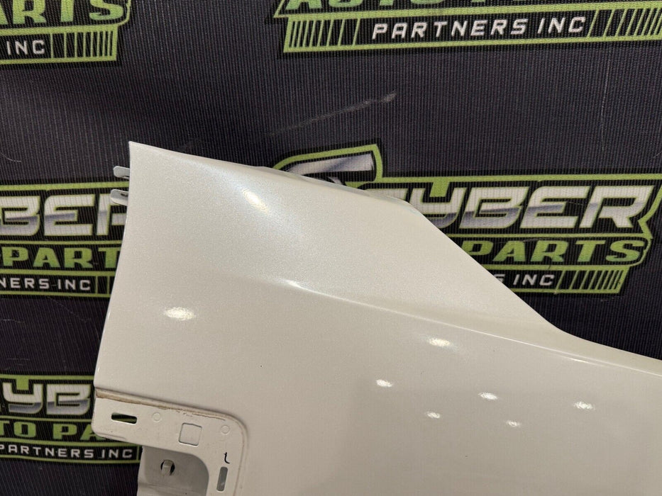 2017-19 FORD F250 F350 F450 FRONT RIGHT FENDER OEM MET WHITE (UG) *READ*