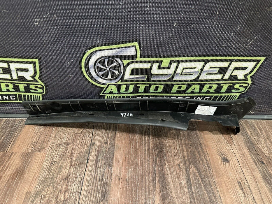 2020 BMW M4 F82 OUTER LEFT SEAL SIDE PANEL OEM 5176 7 264 273