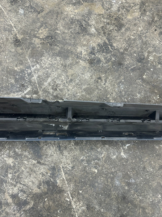 2021 AUDI R8 KEMORA GREY RIGHT PASSENGER CARBON FIBER SIDE SKIRT  *BURN DAMGE*