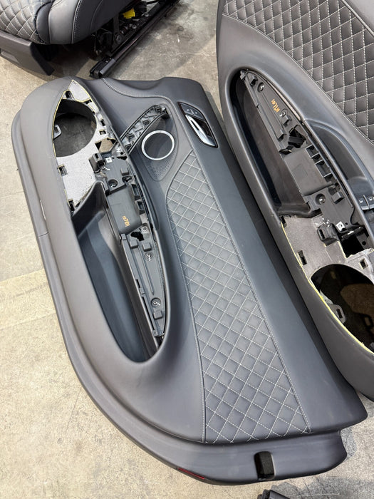 2014 AUDI R8 PLUS FRONT DIAMOND STITCHED SEATS W/ DOOR PANELS OEM 23K MILES