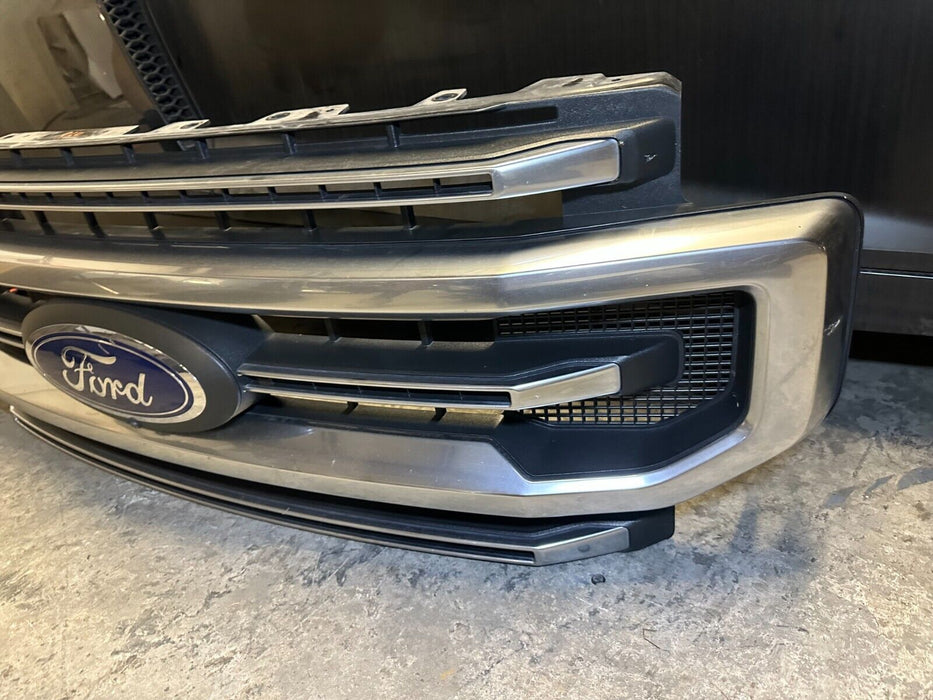 2020 2021 2022 FORD F250 F350 PLATINUM GRILLE COMPLETE W/ CAMERA EMBLEM OEM