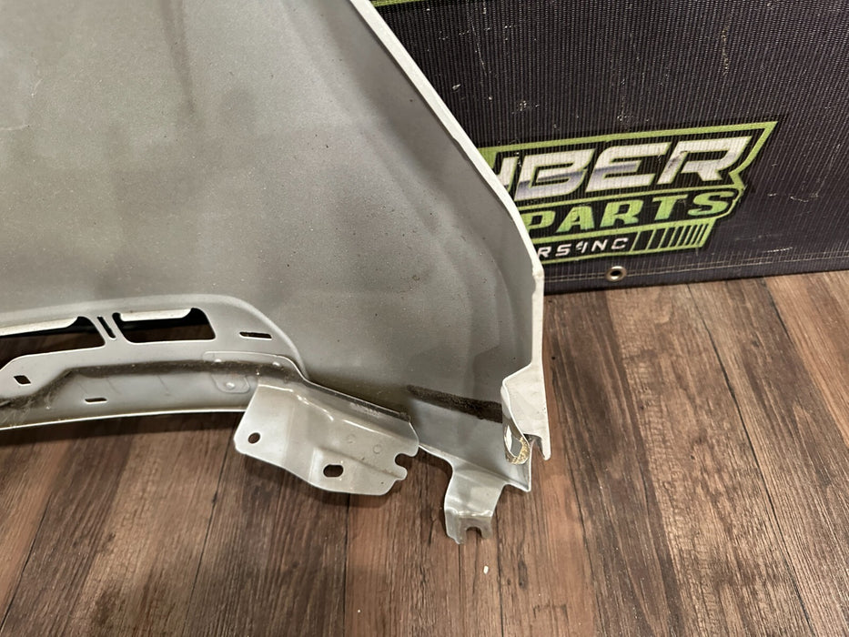 2023 2024 FORD F250 F350 FRONT RIGHT FENDER OEM STAR WHITE (AZ) *DAMAGE*