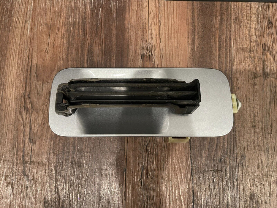 2017-2022 FORD F250 F350 F450 REAR RIGHT DOOR HANDLE OEM ICONIC SILVER MET - JS