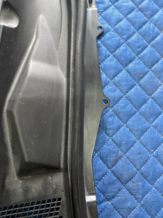 2017-2019 NISSAN 370Z PASSENGER WINDSHIELD COWL VENT 66862-1EA0A