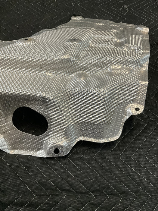 2017 MERCEDES C63 AMG OEM LEFT DRIVER HEAT SHIELD 205 682 11 71 A2056821171
