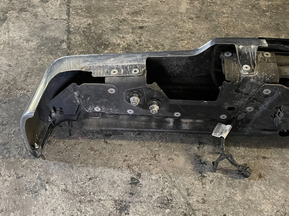 2017-2019 FORD F250 REAR CHROME BUMPER ASSEMBLY OEM (READ/SLIGHT SCUFFS)