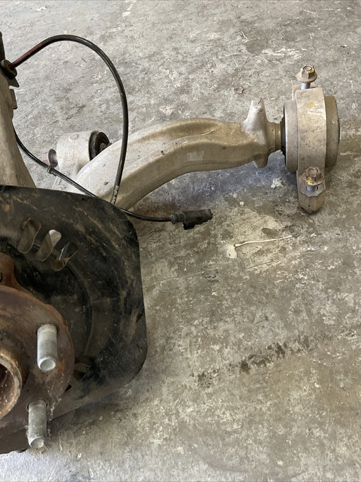 2010 NISSAN 370Z FRONT LEFT SUSPENSION KNUCKLE HUB CONTROL ARM OEM 2009-2020