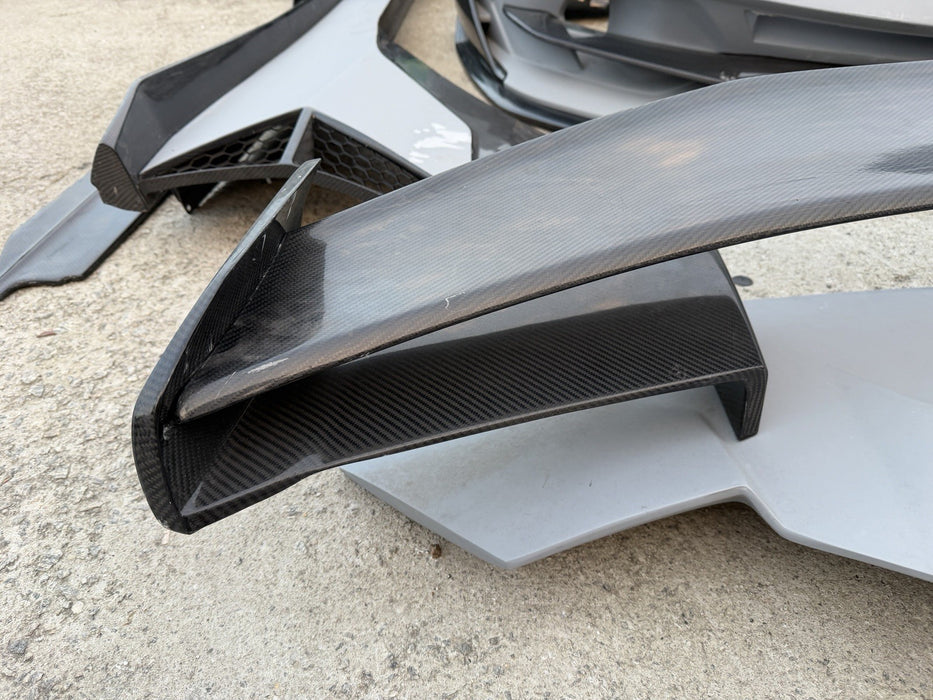 LAMBORGHINI AVENTADOR SVJ REPLICA KIT CARBON FIBER BUMPERS HOOD SIDE SKIRTS WING
