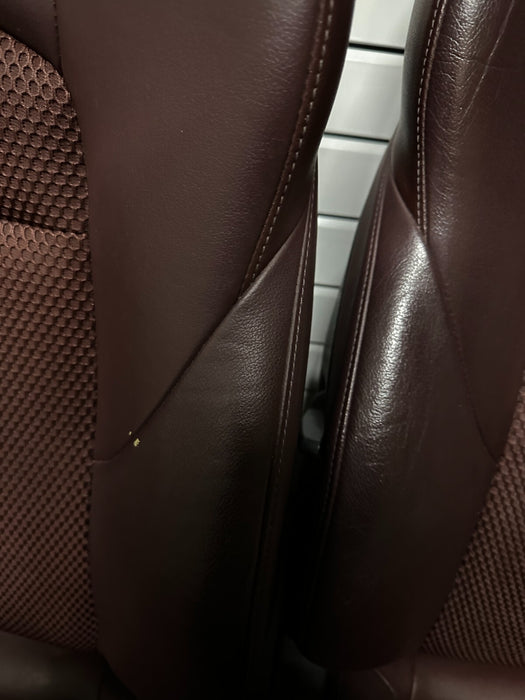 2010 NISSAN 370Z CONVERTIBLE FRONT LEFT DRIVER RIGHT PASSENGER SEATS BURGUNDY