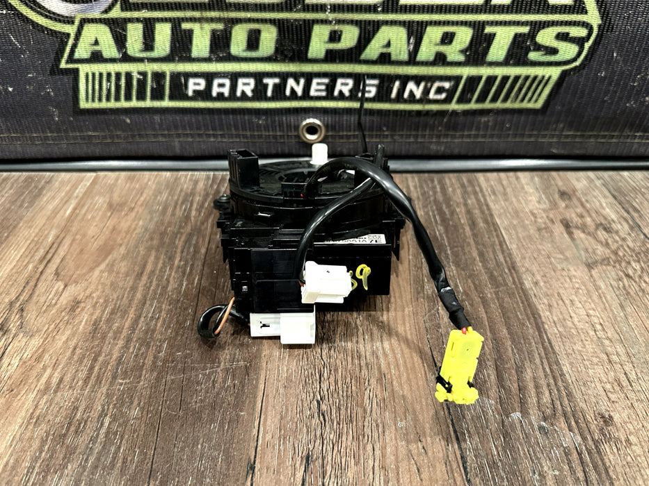 2016-2019 NISSAN TITAN & TITAN XD STEERING WHEEL CLOCK SPRING OEM 2555 EZ00A