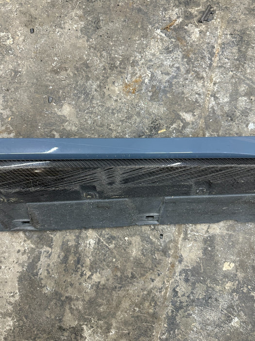 2021 AUDI R8 KEMORA GREY RIGHT PASSENGER CARBON FIBER SIDE SKIRT  *BURN DAMGE*