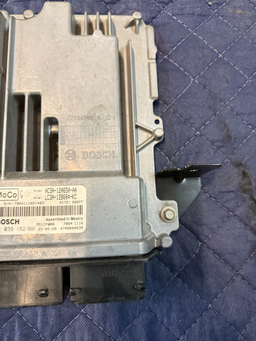2022 FORD F450 ENGINE COMPUTER MODULE ECU ECM NC3A-12A650-AA LC3A12B684