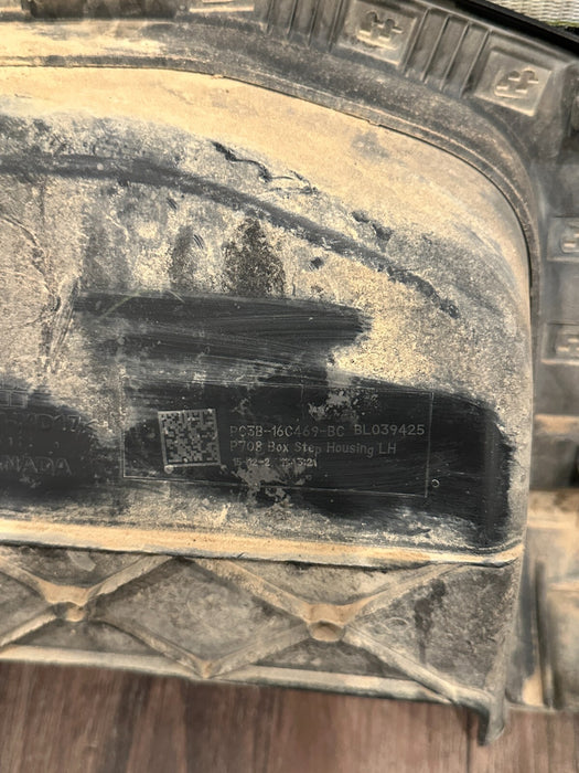 2023-2024 FORD F350 LEFT SIDE BED STEP BRACKET OEM PC3B-16C469-BC *SEE #3*