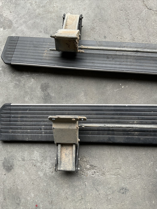 2017 2018 2019 FORD F250 F350 F450 OEM POWER RUNNING BOARDS PAIR LH RH~DENTS~